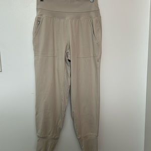 ATHLETA VENICE MID RISE JOGGER